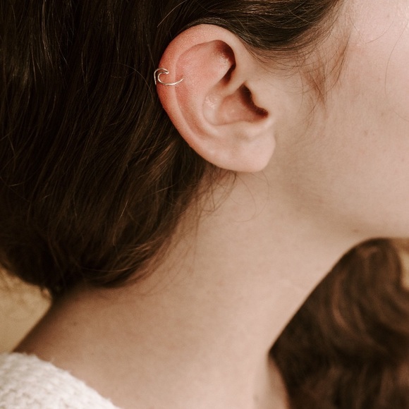 “Surf’s Up” Ocean Wave Boho No-Pierce Ear Cuff - Picture 7 of 8